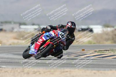 media/Oct-02-2025-Racers Edge (Thu) [[2c91cb6ab3]]/2-A Group/Session 3-Turn 4 Part 2 (1145am)/